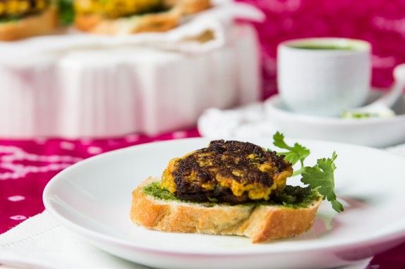 Cauliflower Patties (Tikki) with Cilantro Pea Chutney by Indiaphile.info