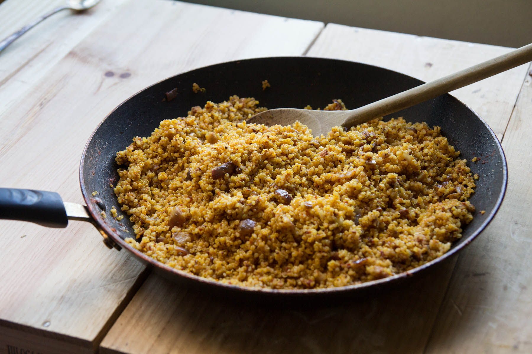Healthy Curried Quinoa with Spinach and Avocado for Lunch Indiaphile