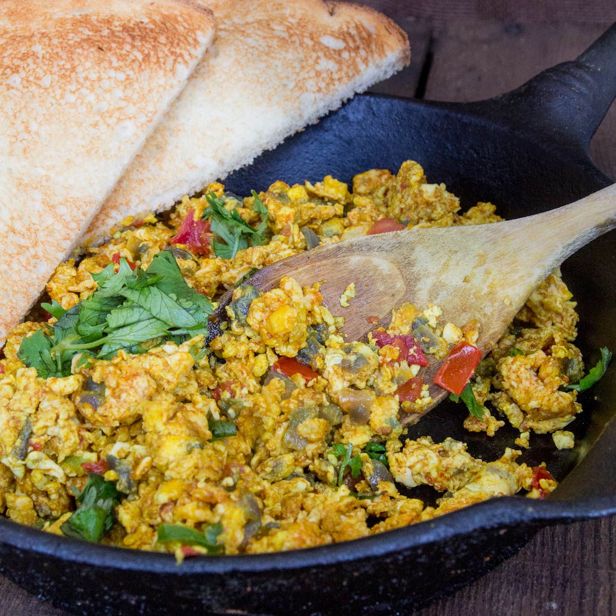 Spicy scrambled eggs recipe by indiaphile.info