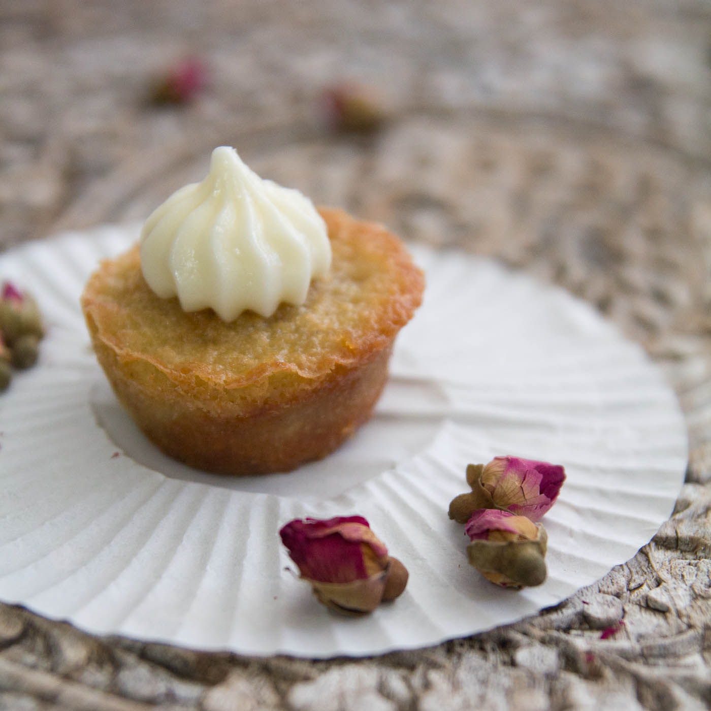Gluten Free Rose Mini Cakes Recipe at Indiaphile.info