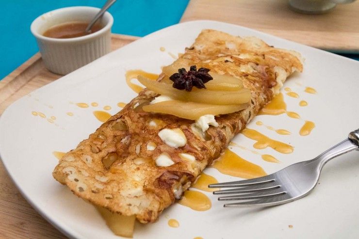Sweet Semolina Crepes with Mascarpone and Pear Compote