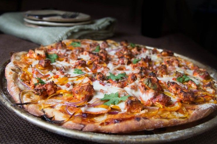 Tandoori Paneer Pizza