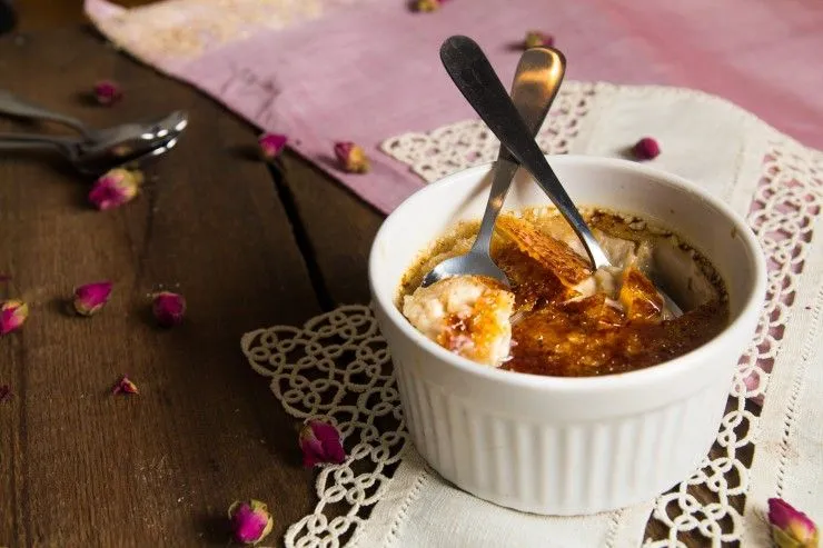Rose Creme Brulee by Indiaphile.info