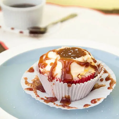 Saffron Cupcakes with Red Wine Caramel by Indiaphile.info