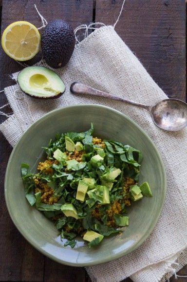 Healthy Curried Quinoa with Spinach and Avocado for Lunch by Indiaphile.info #vegan