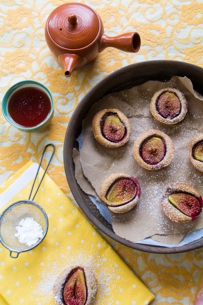 Fig and Cardamom Tea Cake by Indiaphile.info