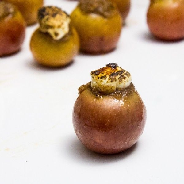 Indian Spiced Baked Mini-Apples recipe at Indiaphile.info