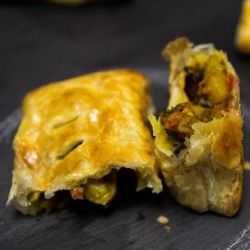 Mixed Vegetable Curry Puffs