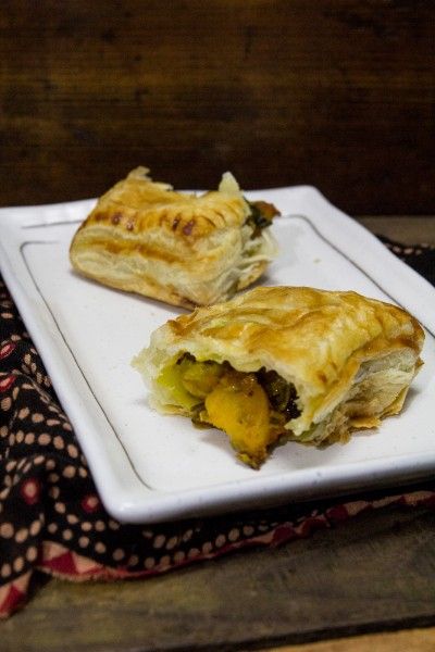 Mixed Vegetable Curry Puffs