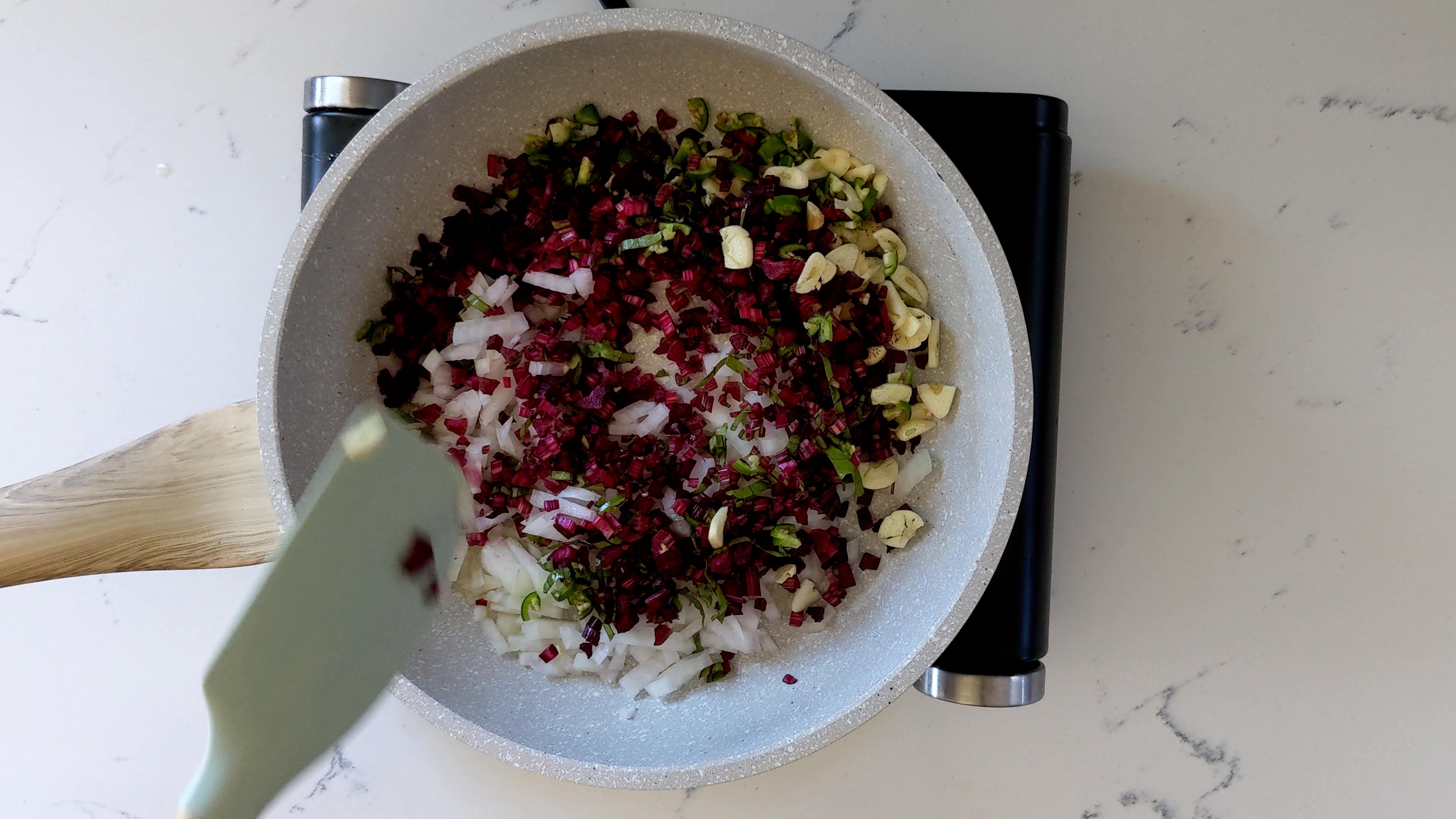 Beet Greens Curry (Beetroot Ni Bhaji Nu Shaak) Recipe Indiaphile