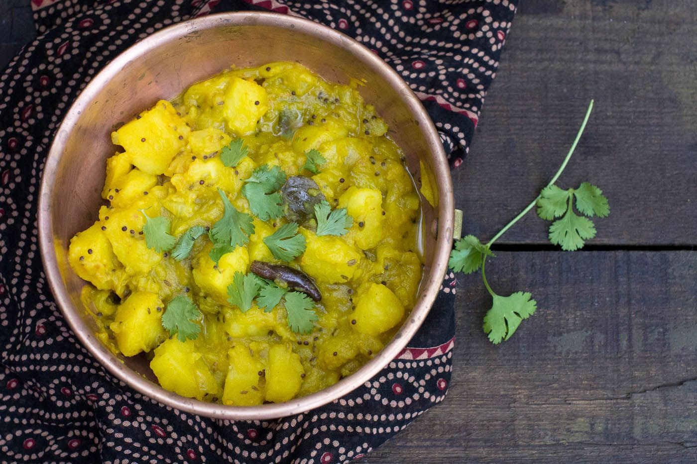 Pressure Cooker Potato Curry (Aloo Shaak)
