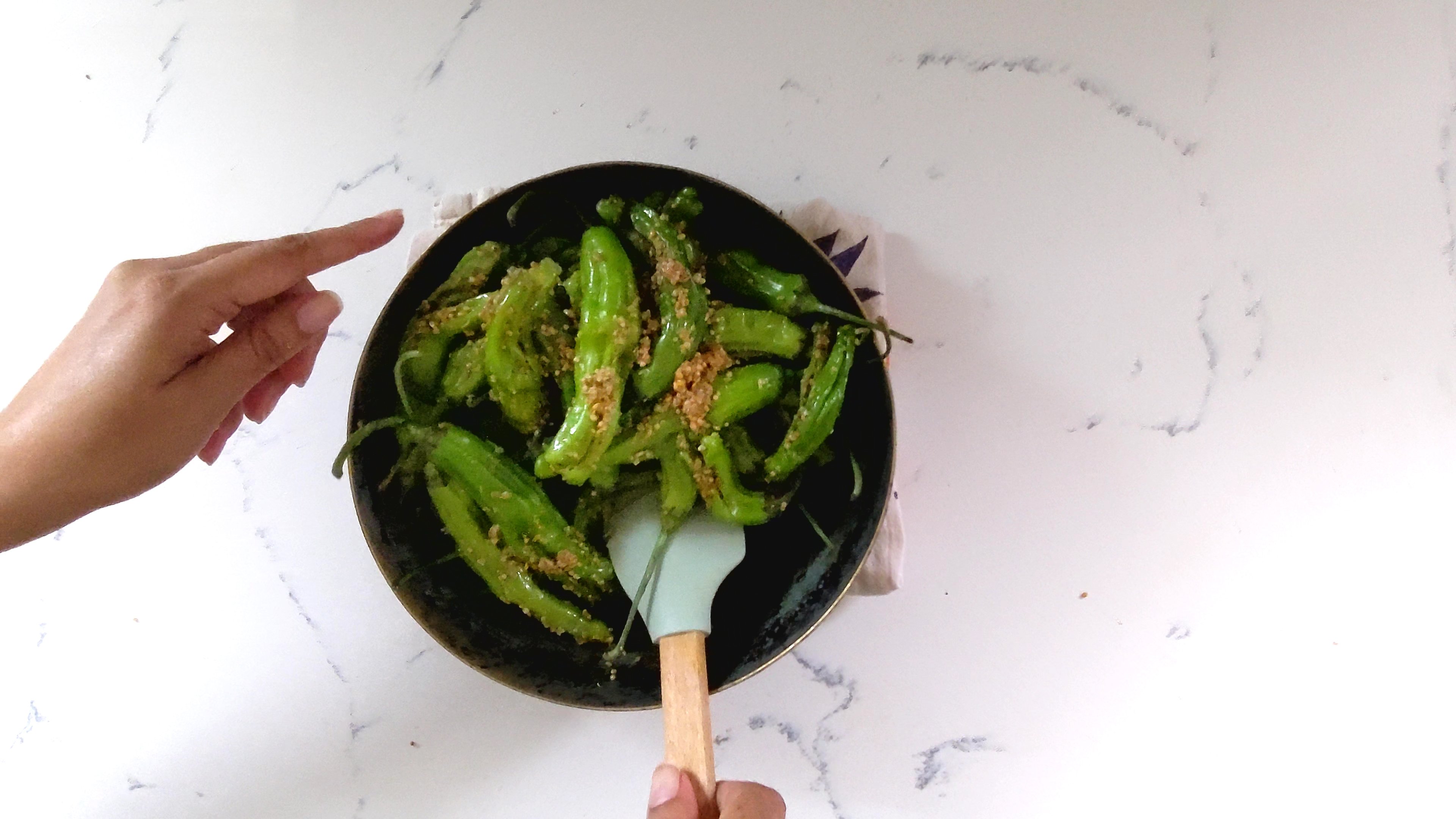 Gujarati Green Chili Pickle (Marcha nu Athanu) Indiaphile