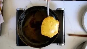 Fry in oil