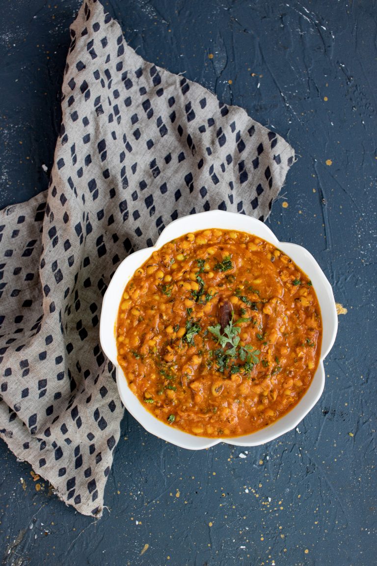 Chora nu Shaak (Gujarati Style BlackEyed Peas) Indiaphile