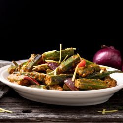 Bhindi do pyaza