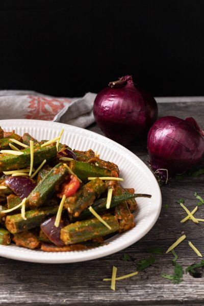 Bhindi do pyaza