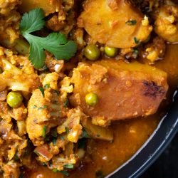 Aloo gobi matar, closeup